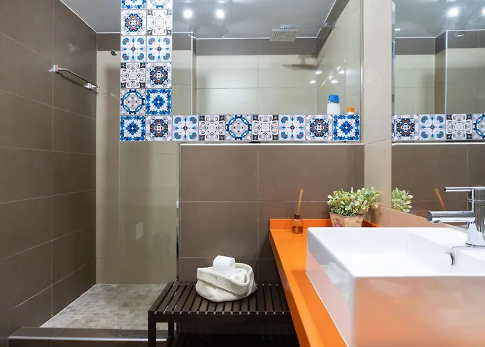 La Casa Toscal, Private Garage,bikes&central 147m2 Сasa de vacaciones *